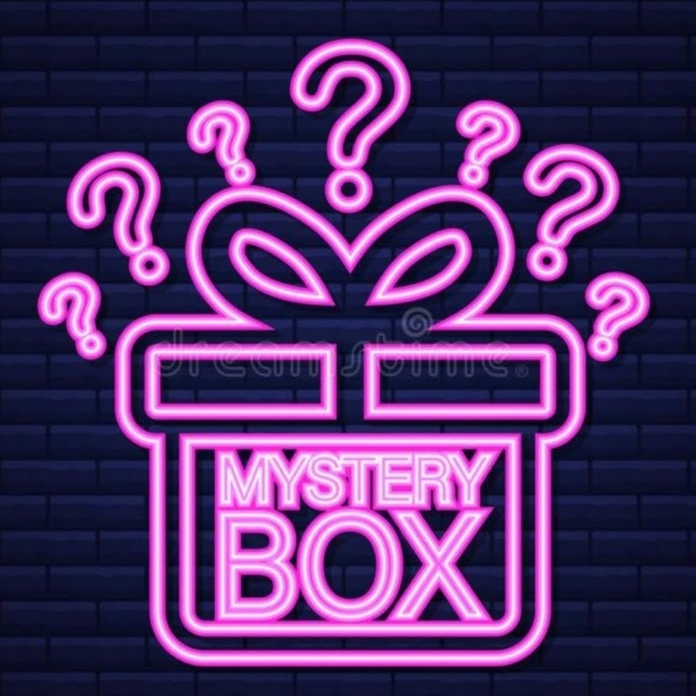 GIRLS sizes 8-16 BARGAIN MYSTERY BOX:  Mixed PLAY outfits/clothing
